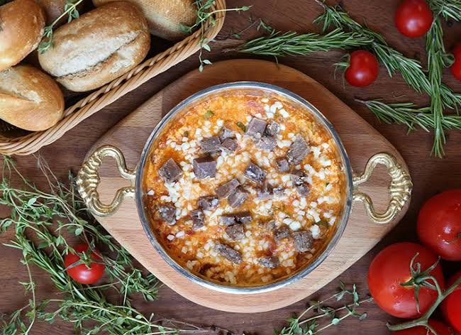 Kavurma Kaşarlı Menemen